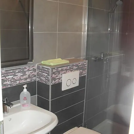Apartments Govic Primosten Room photo