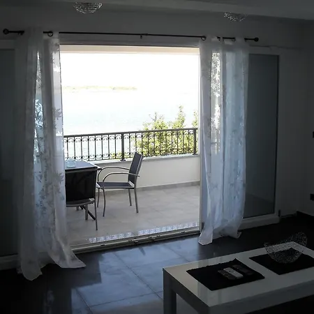 Apartments Govic Primosten Room photo