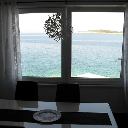 Apartments Govic Primosten Room photo