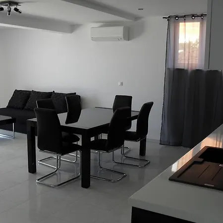 Apartments Govic Primosten Room photo